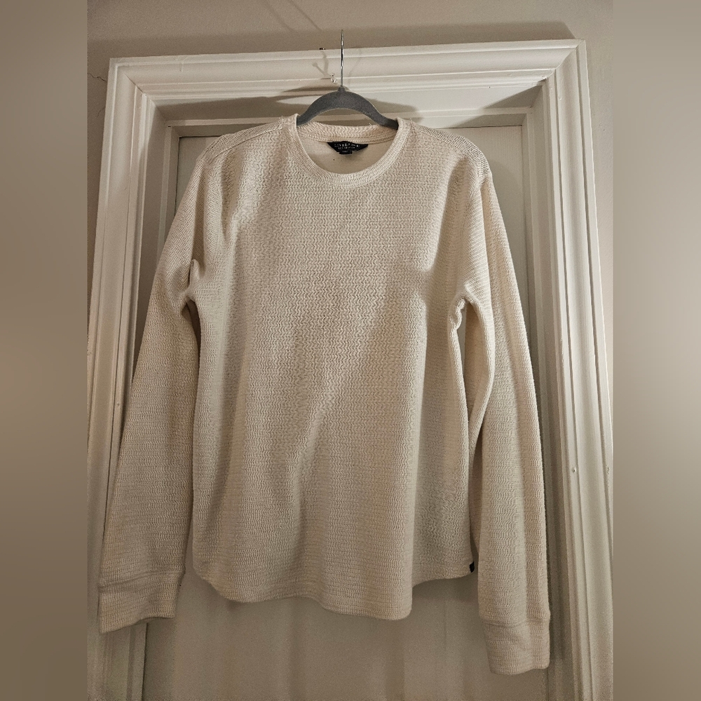 Liverpool Men's Off-White Crewneck Sweater